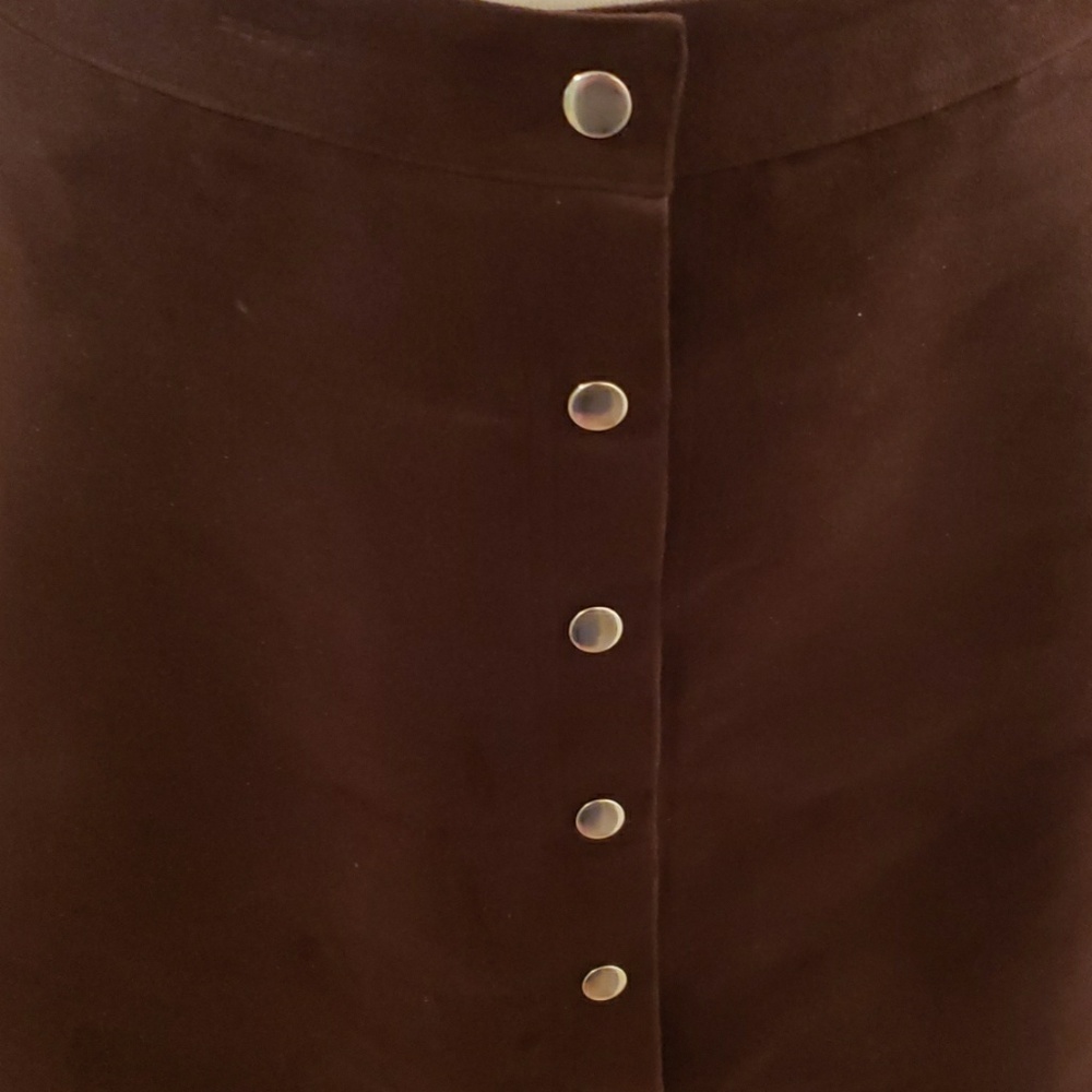 The Limited - Picture 3 of 3